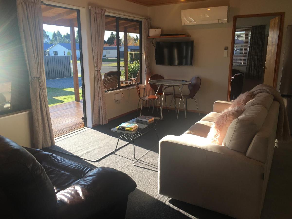 Te Anau Cottage On Govan Εξωτερικό φωτογραφία